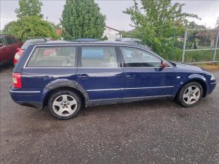 Volkswagen Passat 1,9 TDI - náhled 11