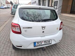 Dacia Sandero 1,2 i - náhled 10