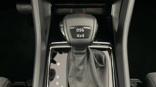 Škoda Karoq 2.0 TDI DSG 4x4 Style - náhled 23