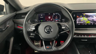 Škoda Octavia 2.0 TDI DSG 4x4 RS - náhled 9