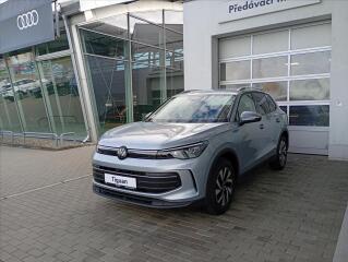 Volkswagen Tiguan 1.5 eTSI 96 mHEV  People