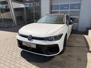 Volkswagen Passat 2.0 TSI 195kW 7DSG  R-Line Peo