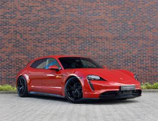 Porsche Taycan Cross Turismo 4