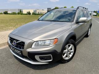 Volvo XC70 2.4 D4 4X4 MANUAL SERVISKA