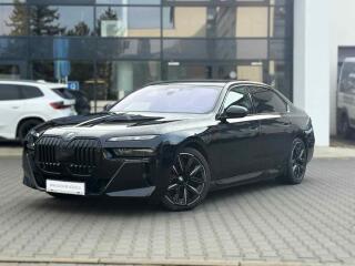 BMW i7 