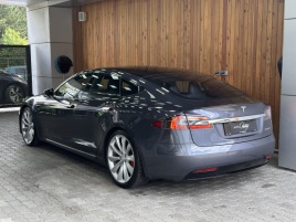 Tesla Model S 585 KW