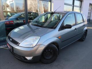 Ford Fiesta 1.3 i,51kW,Nov��R,centr�l