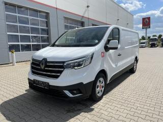 Renault Trafic VAN L2H1 150k RED