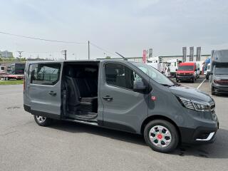 Renault Trafic CREW VAN L2H1 150k RED 6 m�st