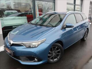 Toyota Auris 1.6 i,97kW,1maj�R,tempomat