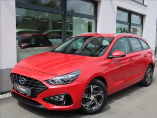 Hyundai i30 1.5 DPi,80kW,1majR,Serv.kn.