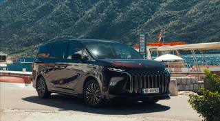 Dongfeng U-Tour 1.5 T 255 kW HEV Exclusive V9