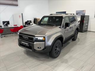 Toyota Land Cruiser 2.8 D 204 kon 4x4  Invincible