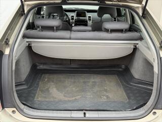 Toyota Prius 1,5 ÚPRAVA ZTP-RUČNÍ OVLÁDÁNÍ - náhled 15