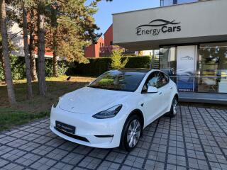 Tesla Model Y Long Range AWD z�ruka