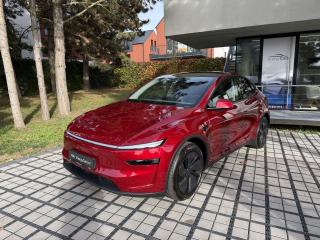 Tesla Model Y Juniper Long Range AWD
