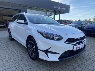 Kia Ceed SW 1.5 T-GDi 7DCT SPIN (2025)
