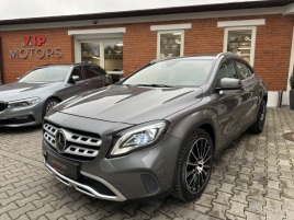 Mercedes-Benz GLA 200D-4MATIC-R-R19-LED-DISTRO