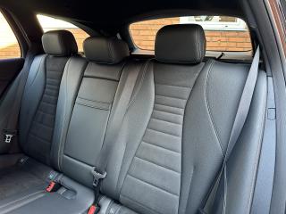 Mercedes-Benz Třídy E E220d-4M-AMG-ČR - náhled 32