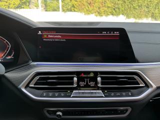 BMW X6 40i xD-VZDUCH-TAŽNÉ-LASER-ZÁRU - náhled 21