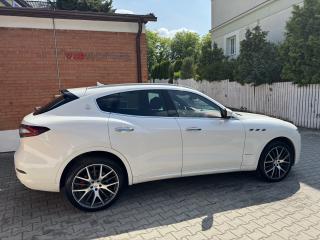 Maserati Levante 30V6-4x4-ZEGNA ED-ČR-1 MAJ - náhled 9