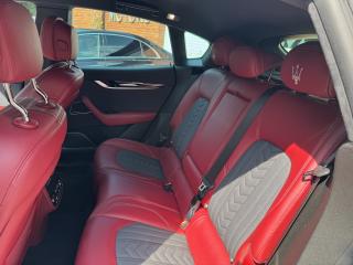 Maserati Levante 30V6-4x4-ZEGNA ED-ČR-1 MAJ - náhled 32