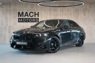 BMW M5 B&W, Ventilace, Panorama, HUD