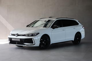 Volkswagen Passat 2.0 TDI R-Line,Tan, Zruka