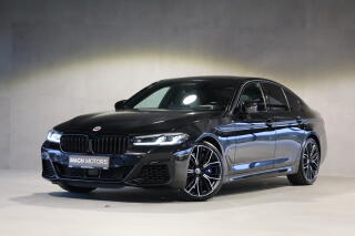 BMW M550i xDrive, Bowers, Mas