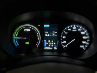 Mitsubishi Outlander 2.0 PHEV AWD + Tažné - náhled 21