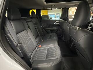 Mitsubishi Outlander 2.4 PHEV INSTYLE HuD 360 Pano - náhled 17