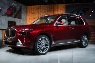 BMW X7 40i