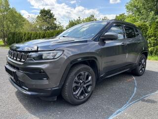 Jeep Compass REZERVACE 1.3 T-GDI 80th �R