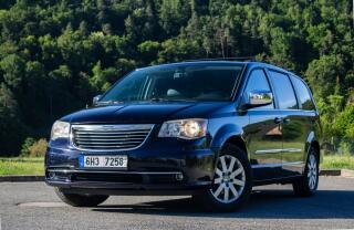 Chrysler Town & Country 