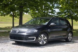 Volkswagen e-Golf eGolf, nov� STK, 100% stav.