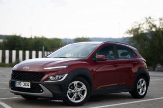 Hyundai Kona 145 kW, po servise, ta�n�, aut