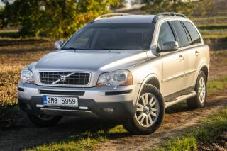 Volvo XC90 DVD, nez�visl� topen�, ta�n�.