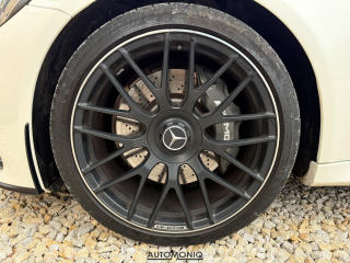 Mercedes-Benz Třídy C (2018) 63 Edition 1, Full výbava,bur. - náhled 27