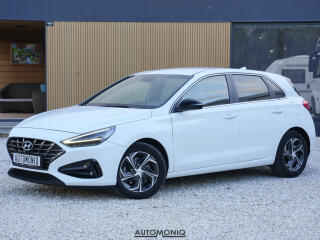 Hyundai i30 1.5 Smart Key, LED, Z�ruka