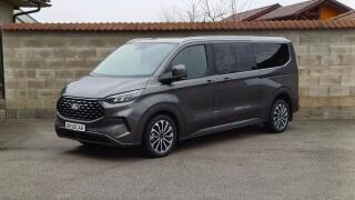 Ford Tourneo Custom TITANIUM X AWD WEBASTO-DPH