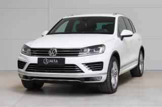 Volkswagen Touareg 3.0TDI,R-LINE,�R,1.MAJ,DPH
