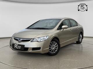 Honda Civic 8. gen 1.8 LS