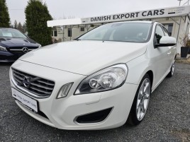 Volvo V60 D5 158kW R-DESIGN