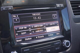 Volkswagen Touareg (2013) 3,6 V6 FSI  4x4 KŮŽE - náhled 15