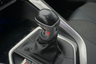 Peugeot 5008 (2020) 5008  1,2I 96 kW ALLURE 7 MÍST - náhled 11