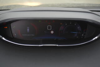 Peugeot 5008 (2020) 5008  1,2I 96 kW ALLURE 7 MÍST - náhled 16