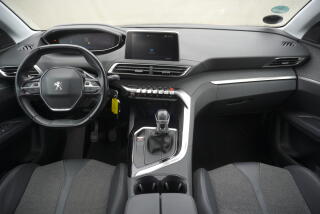 Peugeot 5008 (2020) 5008  1,2I 96 kW ALLURE 7 MÍST - náhled 17