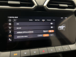 MG ZS 1.5 EXCITE CZ 1.maj. - náhled 32