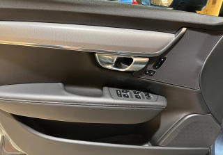 Volvo V90 Cross C. B4 AWD Plus 360 kam. - náhled 14