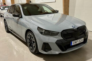 BMW i5 M60 xDrive M Pano. Ta�n� Kam